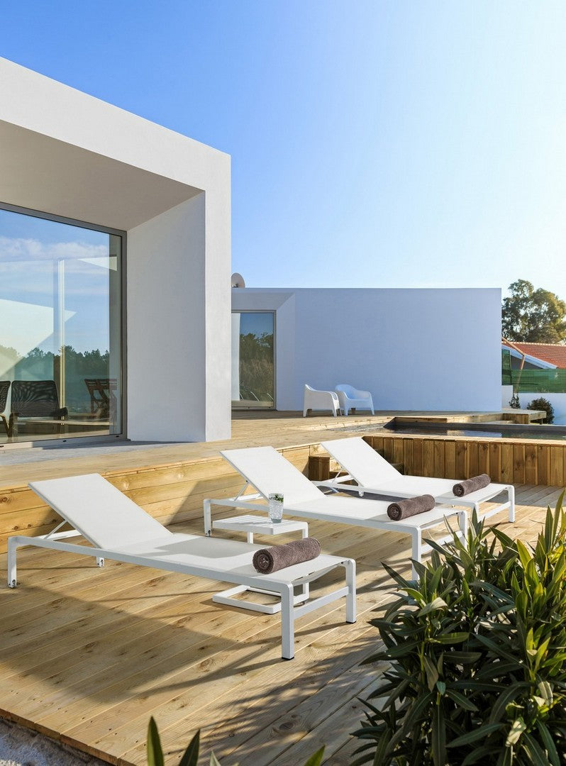 BAIN DE SOLEIL & DAYBED