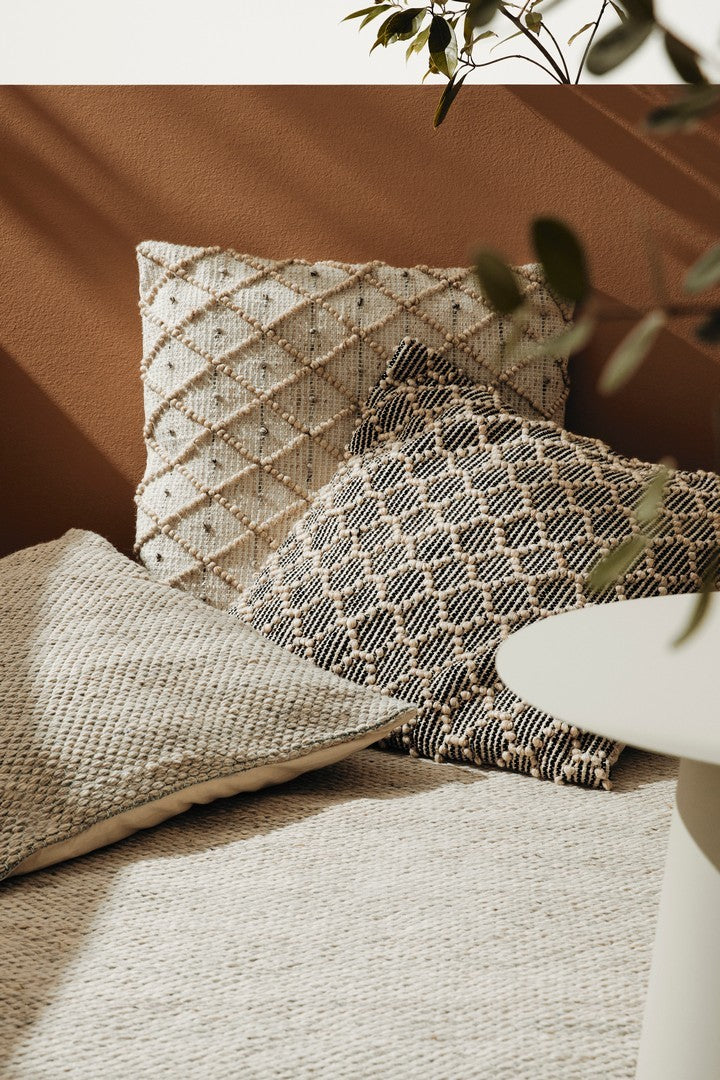COUSSIN NIRMAL