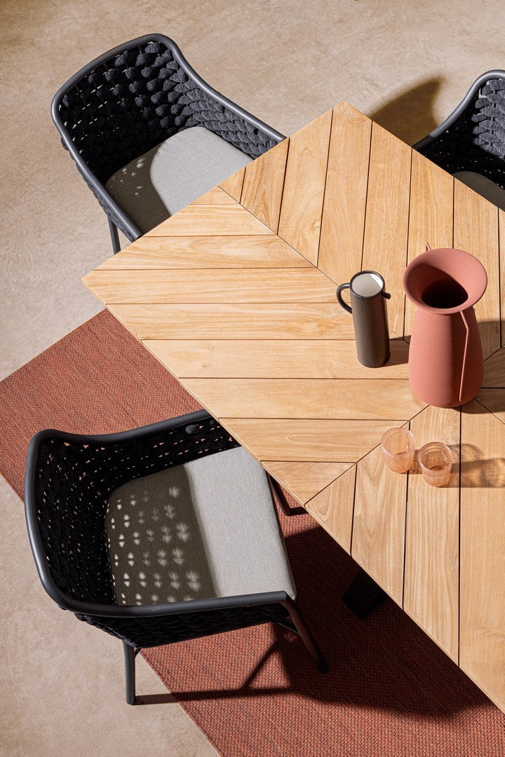 TABLE PALMDALE