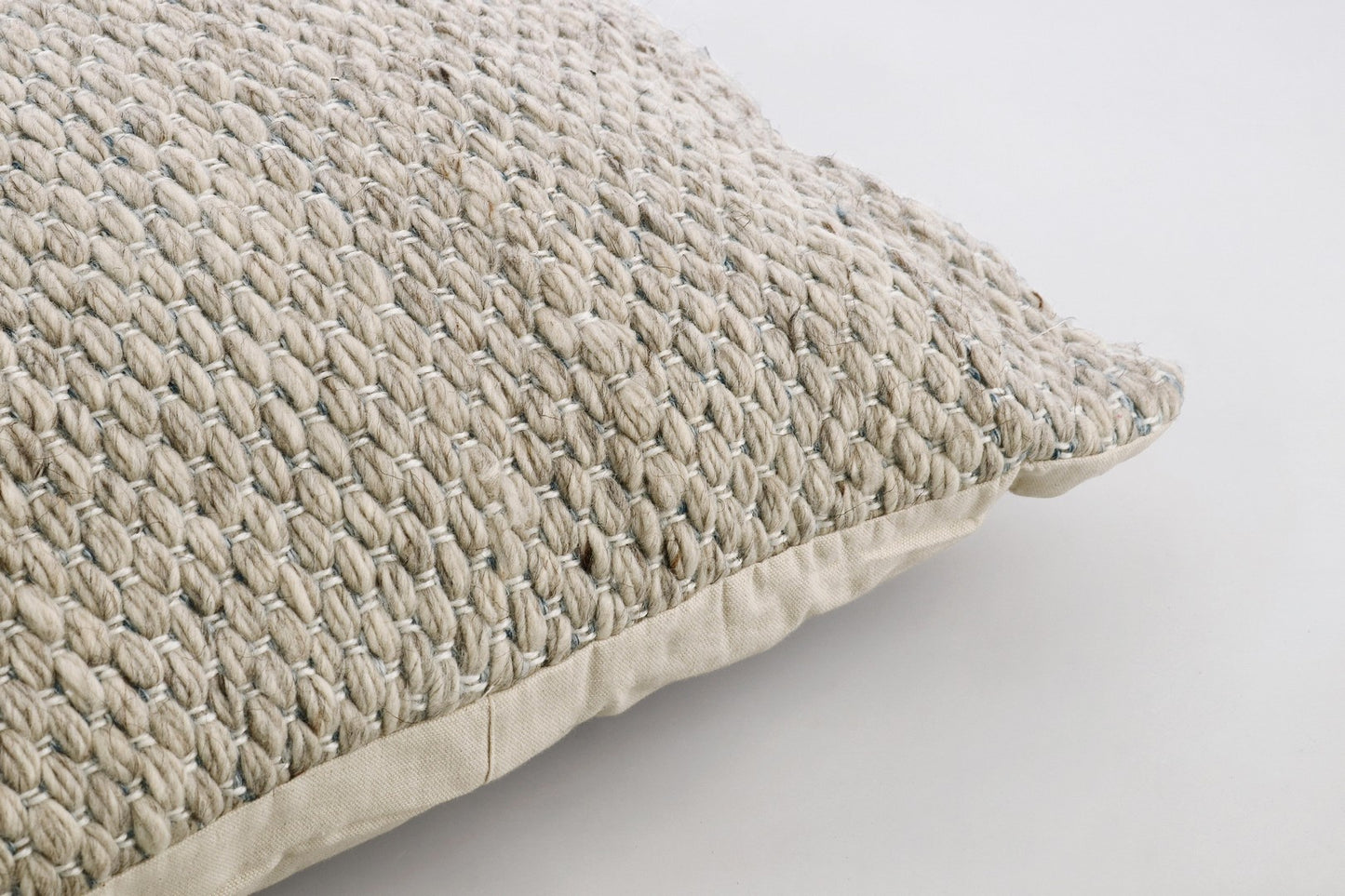 COUSSIN NIRMAL